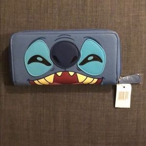 Loungefly stitch zip around wallet